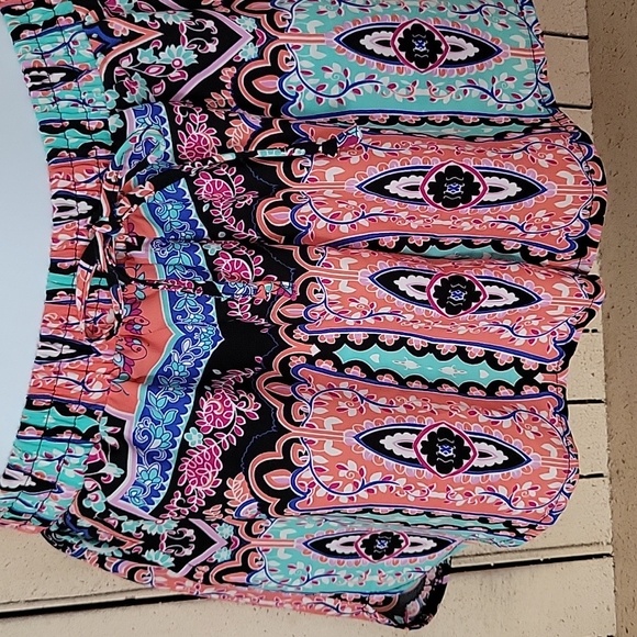 Flowy shorts - Picture 2 of 6